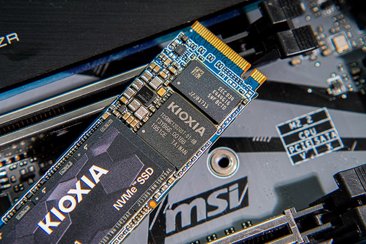 為什么固態(tài)硬盤越用越慢？